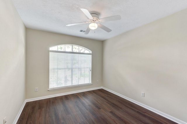 19311 Sun River Lane, Tomball, TX 77377