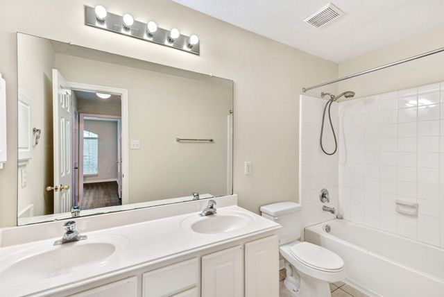 19311 Sun River Lane, Tomball, TX 77377