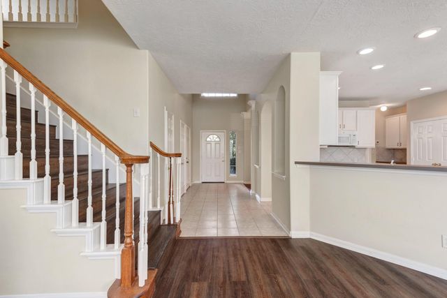 19311 Sun River Lane, Tomball, TX 77377