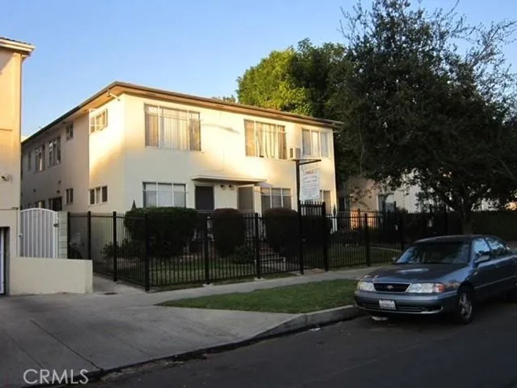 5851 Harold Way 1, Hollywood, CA 90028