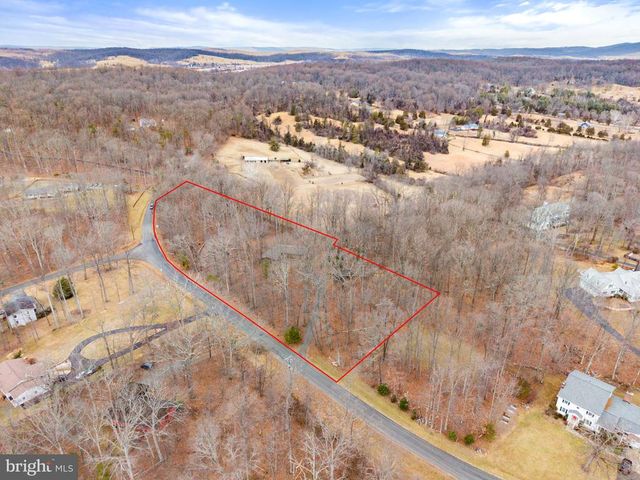 6030 SNOW MOUNTAIN RD, Broad Run, VA 20137