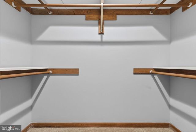 6030 SNOW MOUNTAIN RD, Broad Run, VA 20137