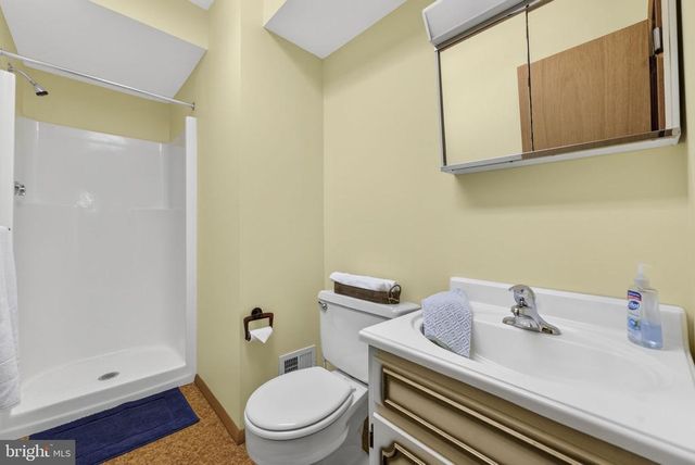 6030 SNOW MOUNTAIN RD, Broad Run, VA 20137