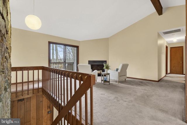 6030 SNOW MOUNTAIN RD, Broad Run, VA 20137