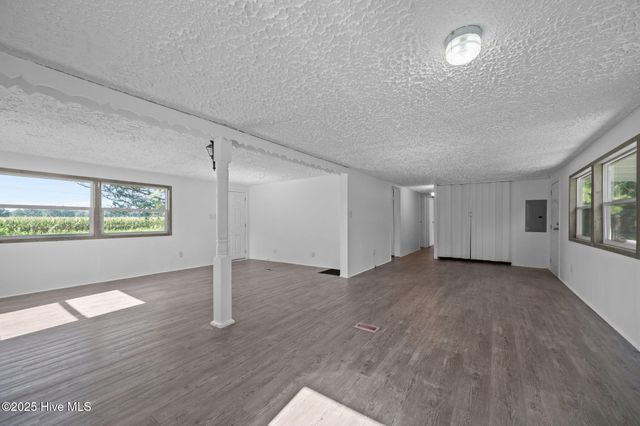 1865 Haddock Road, Winterville, NC 28590