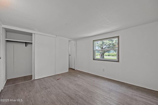 1865 Haddock Road, Winterville, NC 28590