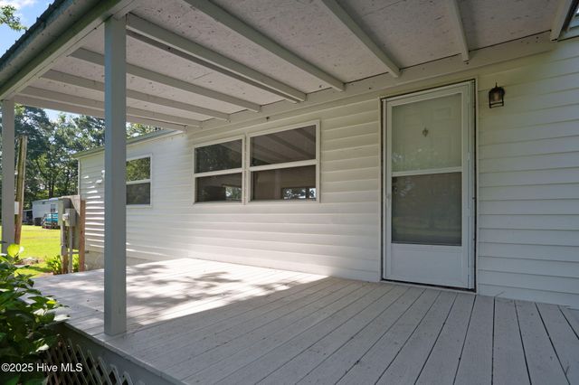 1865 Haddock Road, Winterville, NC 28590