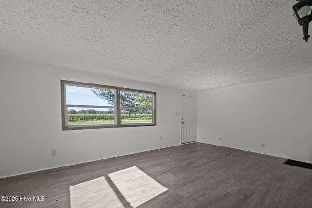 1865 Haddock Road, Winterville, NC 28590