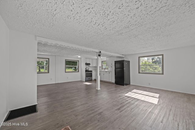 1865 Haddock Road, Winterville, NC 28590