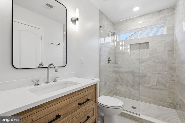 4314 SUMMIT PL, Alexandria, VA 22312