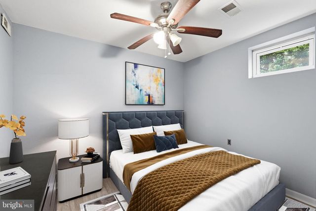 4314 SUMMIT PL, Alexandria, VA 22312