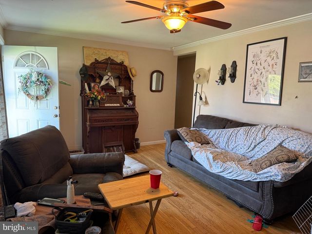 610 MEMORY LN, Red Lion, PA 17356