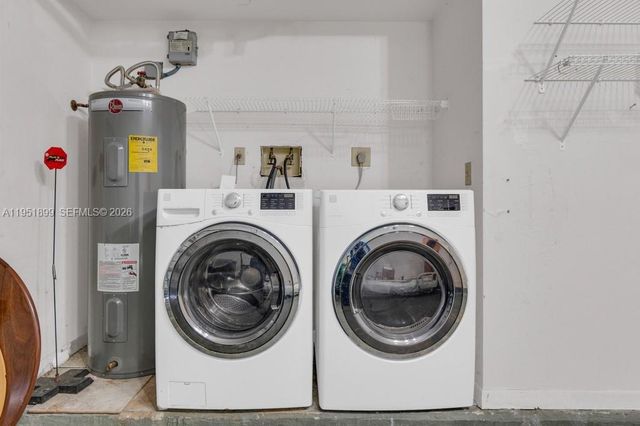 8209 Waterford Ave, Tamarac, FL 33321