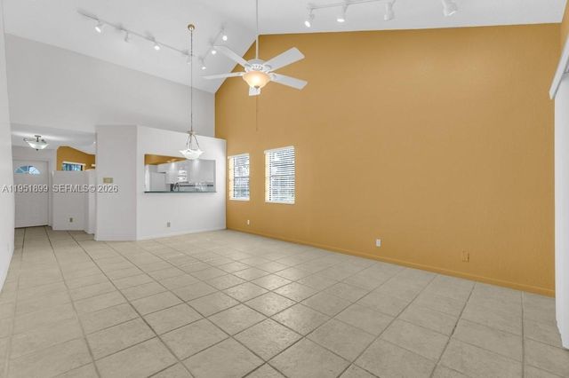 8209 Waterford Ave, Tamarac, FL 33321