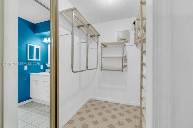 8209 Waterford Ave, Tamarac, FL 33321