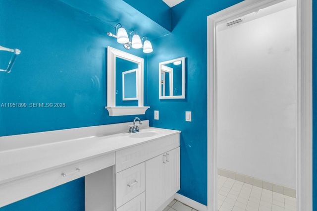 8209 Waterford Ave, Tamarac, FL 33321