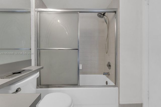 8209 Waterford Ave, Tamarac, FL 33321