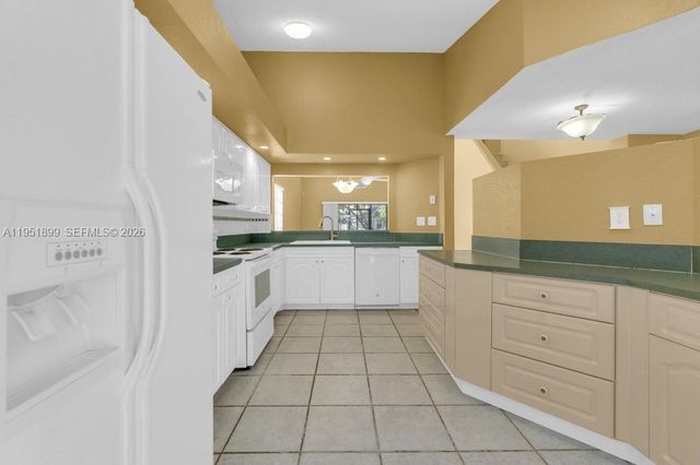 8209 Waterford Ave, Tamarac, FL 33321