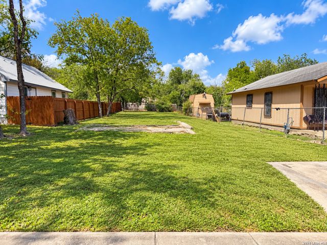 143 Yucca, San Antonio, TX 78203