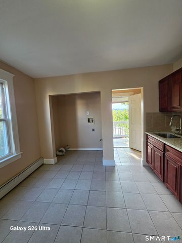 124 Southview Street 3, Waterbury, CT 06706