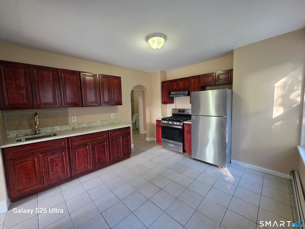 124 Southview Street 3, Waterbury, CT 06706