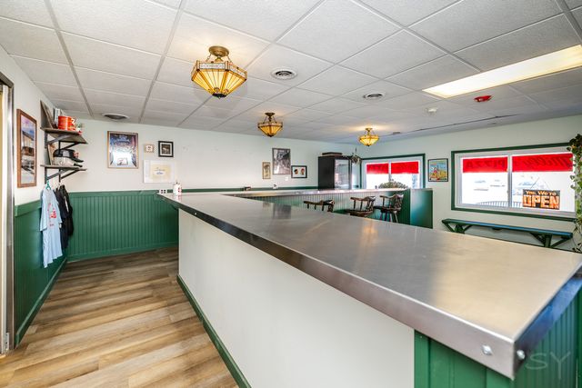 6737 Roosevelt Road, Berwyn, IL 60402