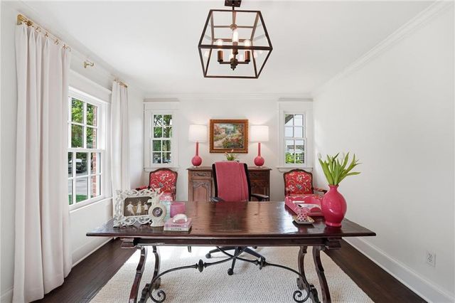 6809 Cedar Street, Prairie Village, KS 66208