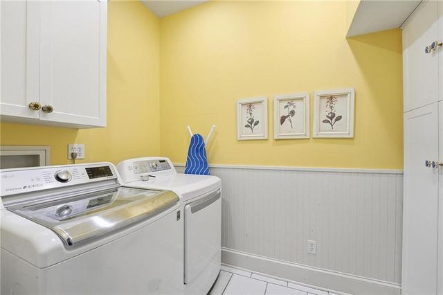 6809 Cedar Street, Prairie Village, KS 66208