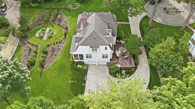 6809 Cedar Street, Prairie Village, KS 66208