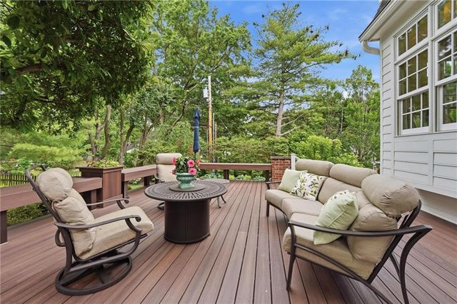 6809 Cedar Street, Prairie Village, KS 66208