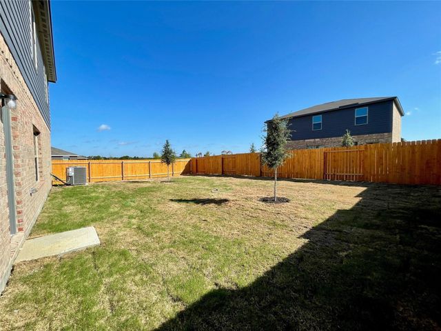 1946 Canterbury Drive, Seagoville, TX 75159