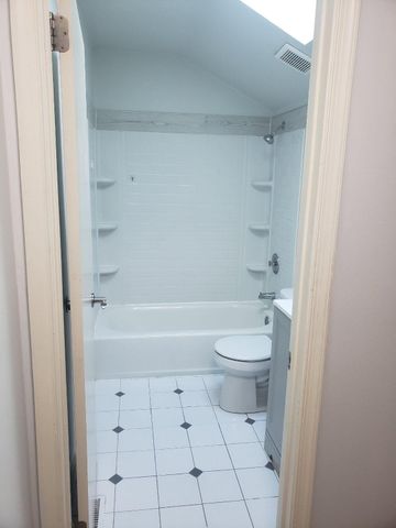 369 GREEN MEADOW LN, Horsham, PA 19044