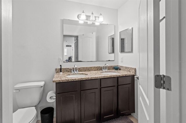 672 NW 247TH TERR, Newberry, FL 32669