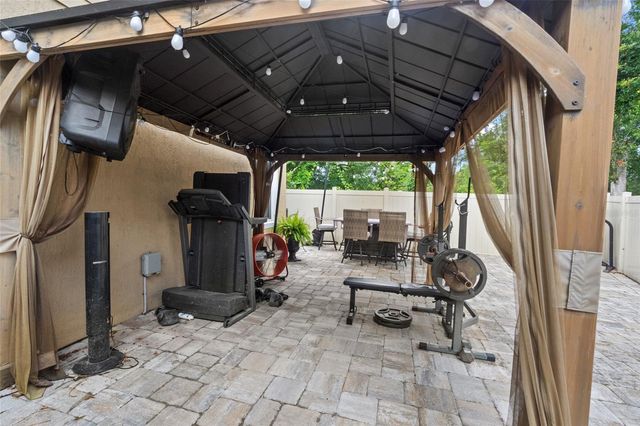672 NW 247TH TERR, Newberry, FL 32669