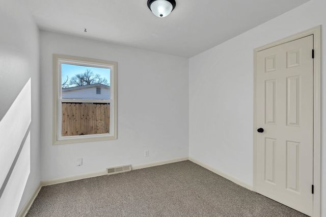 6115 N Hydraulic Ave, Park City, KS 67219