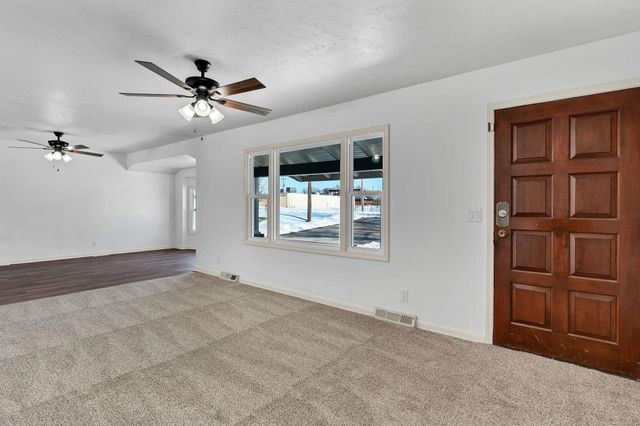 6115 N Hydraulic Ave, Park City, KS 67219