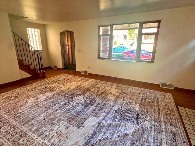 740 St Clair Ave, Clairton, PA 15025