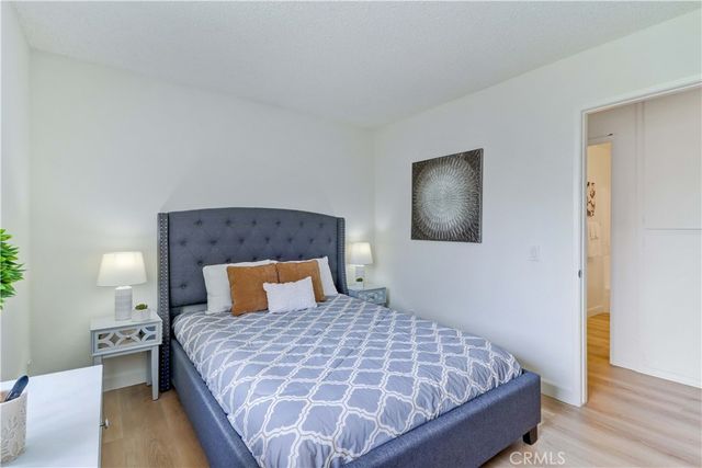 8877 Lauderdale Court 210-G, Huntington Beach, CA 92646