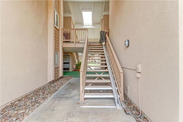 8877 Lauderdale Court 210-G, Huntington Beach, CA 92646
