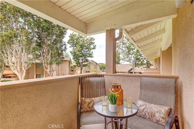 8877 Lauderdale Court 210-G, Huntington Beach, CA 92646