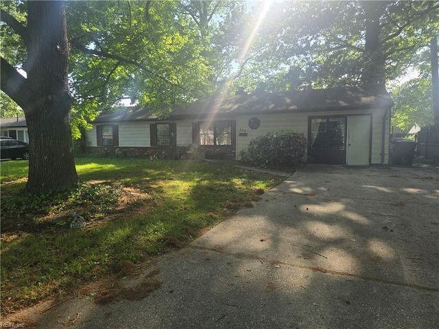 409 Garrison PL, Virginia Beach, VA 23452