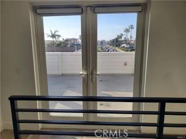 16741 Pacific Coast 201, Sunset Beach, CA 90742