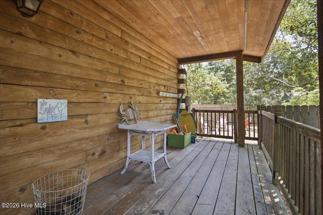 110 NE 72nd Street, Oak Island, NC 28465
