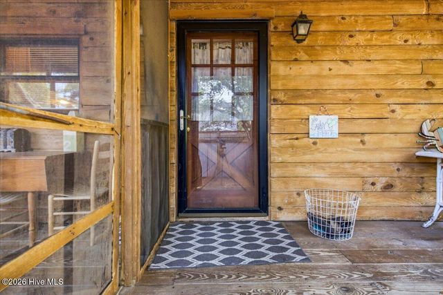 110 NE 72nd Street, Oak Island, NC 28465