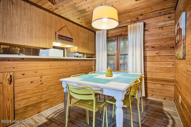 110 NE 72nd Street, Oak Island, NC 28465