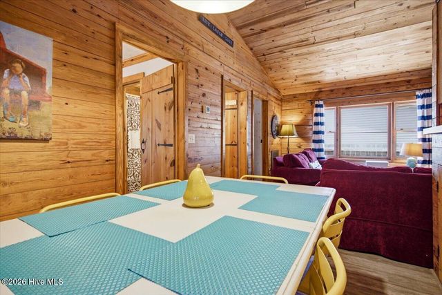 110 NE 72nd Street, Oak Island, NC 28465