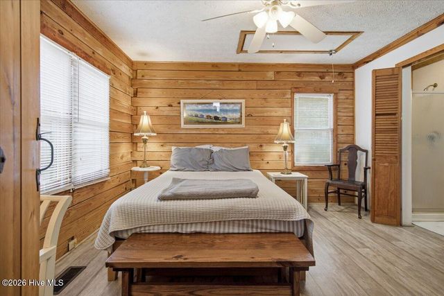 110 NE 72nd Street, Oak Island, NC 28465