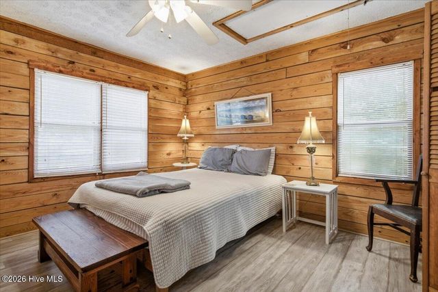 110 NE 72nd Street, Oak Island, NC 28465
