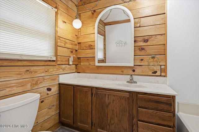 110 NE 72nd Street, Oak Island, NC 28465