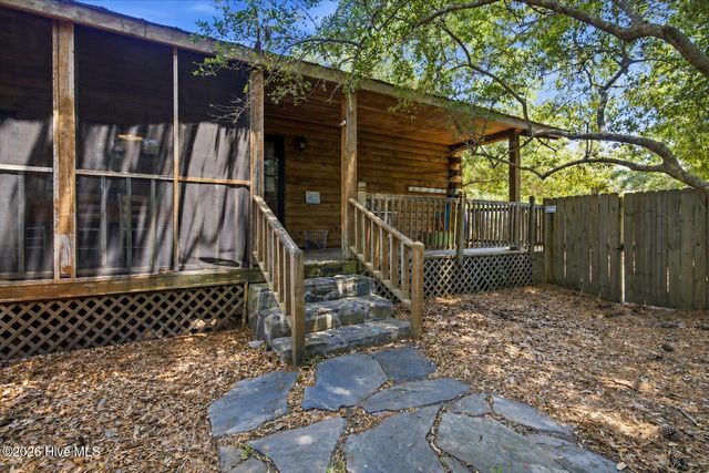 110 NE 72nd Street, Oak Island, NC 28465